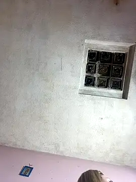 hazisabel online show from November 28, 2025, 3:20 am