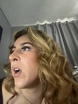 Snapshot of Miss_emilee chatting on October 9, 2025, 12:03 pm Miss emilee online show from October 9, 2025, 12:03 pm