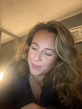 Snapshot of Miss_emilee chatting on October 11, 2025, 8:18 pm Miss emilee online show from October 11, 2025, 8:18 pm