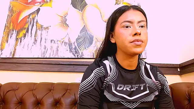 Snapshot of VeronicaRobles chatting on November 6, 2025, 5:25 pm VeronicaRobles online show from November 6, 2025, 5:25 pm