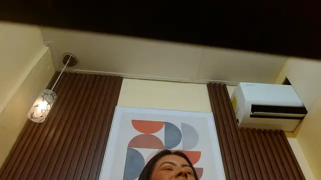 Snapshot of VeronicaRobles chatting on November 9, 2025, 5:33 pm VeronicaRobles online show from November 9, 2025, 5:33 pm