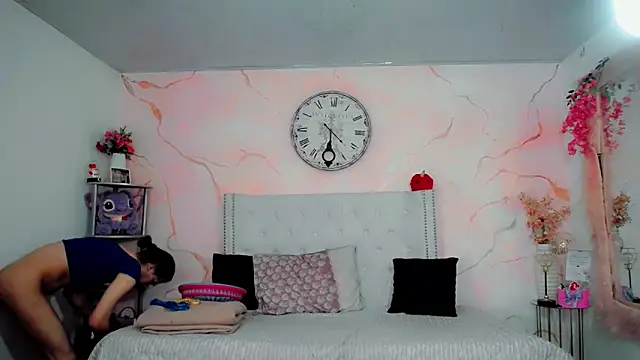 maria camilacms online show from March 19, 2026, 6:01 pm