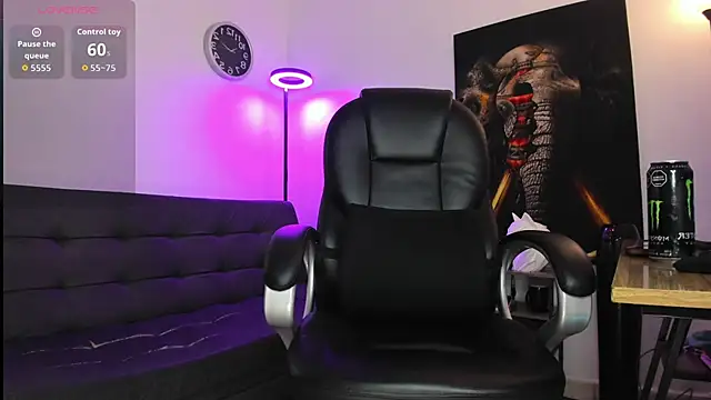 Nicolas Fellener online show from March 9, 2026, 5:44 am