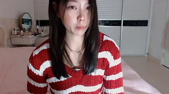 -Lucky Girl online show from February 25, 2025, 12:14 am