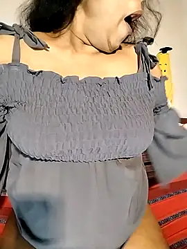 Snapshot of Quite_Malsha chatting on March 12, 2025, 6:40 am Quite Malsha online show from March 12, 2025, 6:40 am