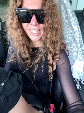 tmona1917 online show from November 1, 2025, 7:10 am