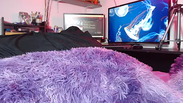 Snapshot of SatansWife chatting on February 8, 2025, 4:03 am SatansWife online show from February 8, 2025, 4:03 am