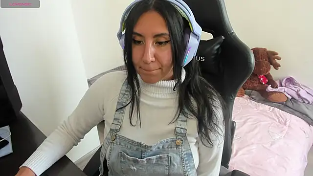 Snapshot of nerdgirl_314 chatting on January 13, 2025, 8:15 pm nerdgirl 314 online show from January 13, 2025, 8:15 pm