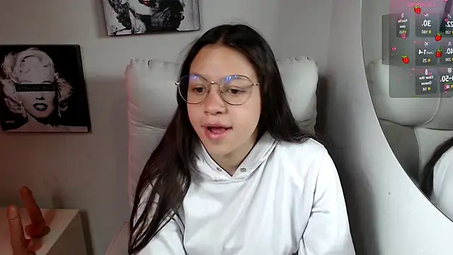 Snapshot of SamanthaRoldaan chatting on November 12, 2025, 2:39 pm SamanthaRoldaan online show from November 12, 2025, 2:39 pm