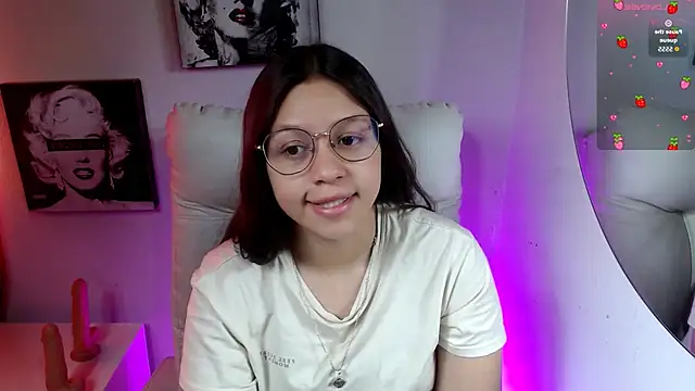 Snapshot of SamanthaRoldaan chatting on November 29, 2025, 3:15 pm SamanthaRoldaan online show from November 29, 2025, 3:15 pm