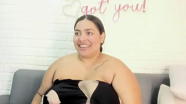 Snapshot of tatijara chatting on November 6, 2025, 7:37 pm tatijara online show from November 6, 2025, 7:37 pm