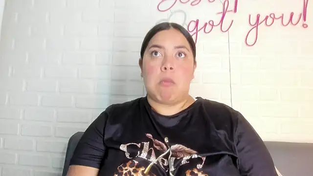 Snapshot of tatijara chatting on December 4, 2025, 7:00 pm tatijara online show from December 4, 2025, 7:00 pm