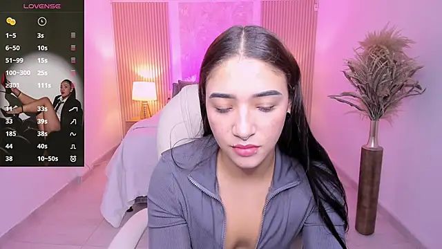 Antonella Grayy online show from November 27, 2025, 11:01 am