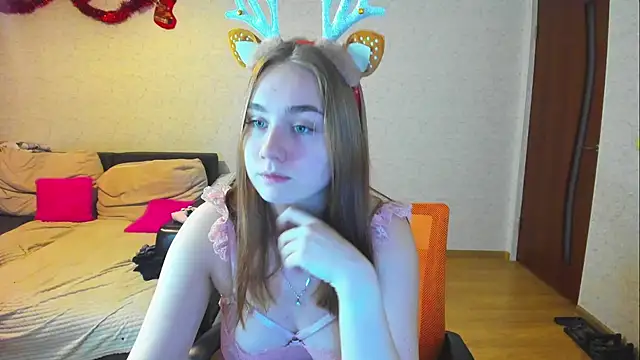 natali2550 online show from December 15, 2024, 7:31 pm