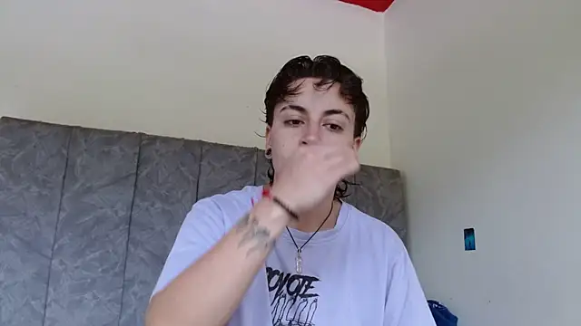 linda 33 online show from November 17, 2025, 2:56 pm