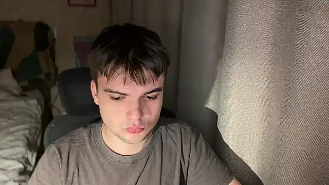 superfluboy  online show from November 13, 2025, 3:55 pm