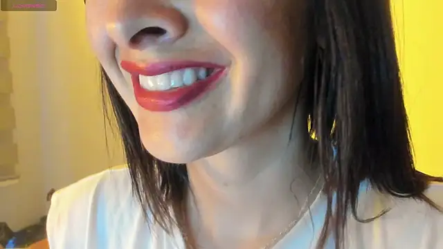 queen fetish online show from October 26, 2025, 10:32 am