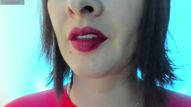 queen fetish online show from November 17, 2025, 9:53 pm