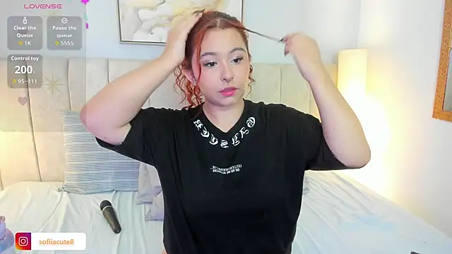 Snapshot of Atenea_cuteee chatting on November 13, 2025, 2:10 am Atenea cuteee online show from November 13, 2025, 2:10 am