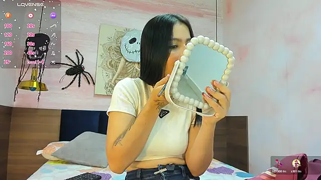 AnneDixie online show from October 30, 2025, 3:08 am