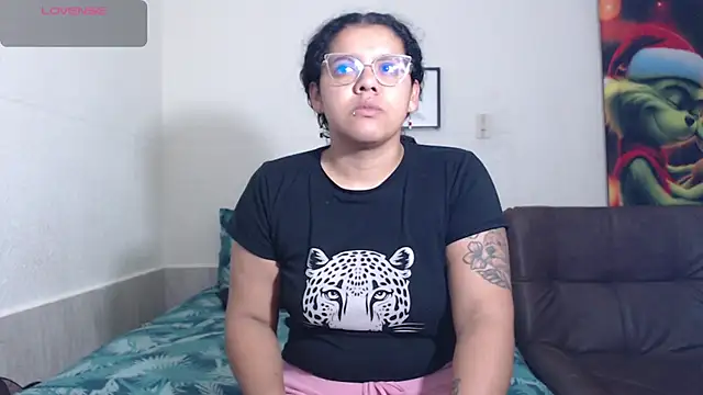 Snapshot of agata_22 chatting on June 26, 2026, 3:22 am agata 22 online show from June 26, 2026, 3:22 am