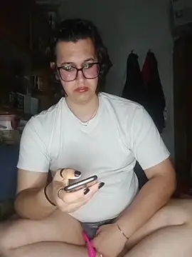 Snapshot of Daisy_150 chatting on October 15, 2025, 10:32 pm Daisy 150 online show from October 15, 2025, 10:32 pm