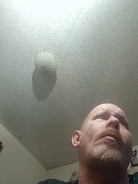 Snapshot of 52hoverDavid chatting on January 18, 2026, 12:25 am 52hoverDavid online show from January 18, 2026, 12:25 am