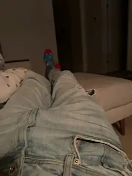 mightgogay online show from February 26, 2025, 3:32 am