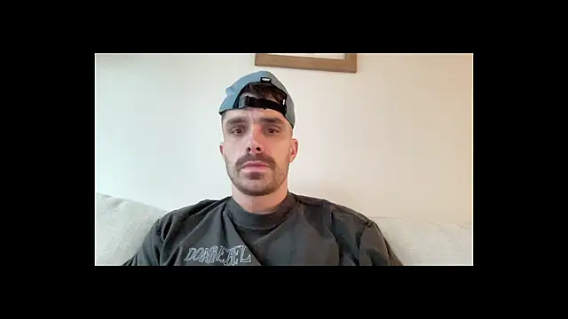 mightgogay online show from November 9, 2025, 7:01 pm