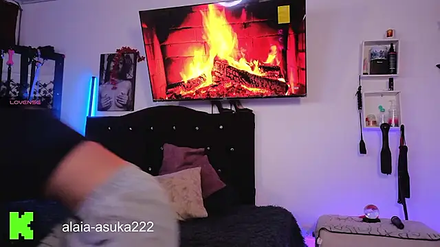 Snapshot of Alaia_Asuka chatting on March 11, 2026, 1:22 am Alaia Asuka online show from March 11, 2026, 1:22 am