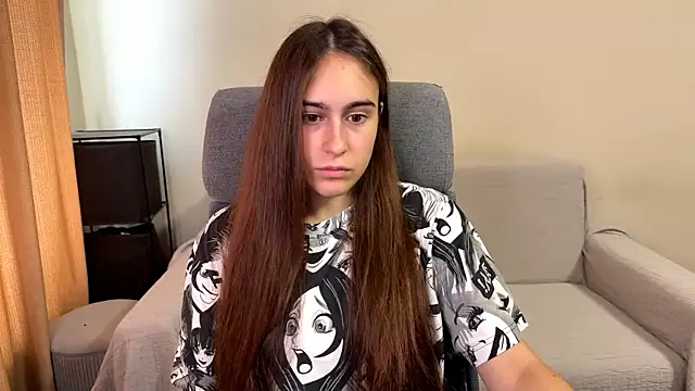 AliceKolltt online show from October 7, 2025, 9:50 am