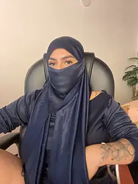 Snapshot of haddy_ss chatting on November 19, 2025, 7:25 pm haddy ss online show from November 19, 2025, 7:25 pm