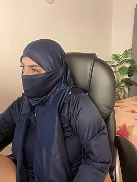 Snapshot of haddy_ss chatting on December 13, 2025, 8:04 pm haddy ss online show from December 13, 2025, 8:04 pm