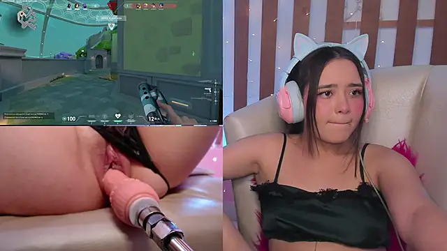 Snapshot of Ashley_sa chatting on December 11, 2024, 10:49 pm Ashley sa online show from December 11, 2024, 10:49 pm