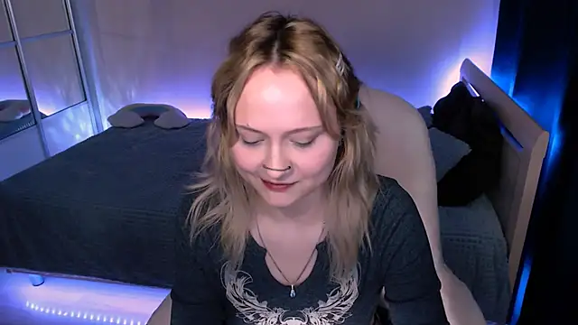 MariaMango online show from January 15, 2025, 4:32 pm