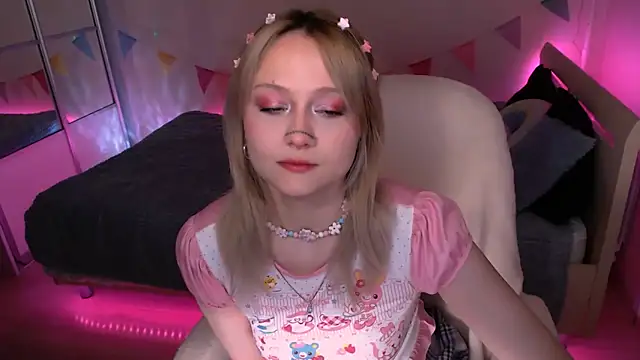 MariaMango online show from January 31, 2025, 4:38 pm