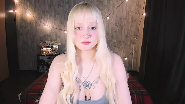 MariaMango online show from November 26, 2025, 12:11 am