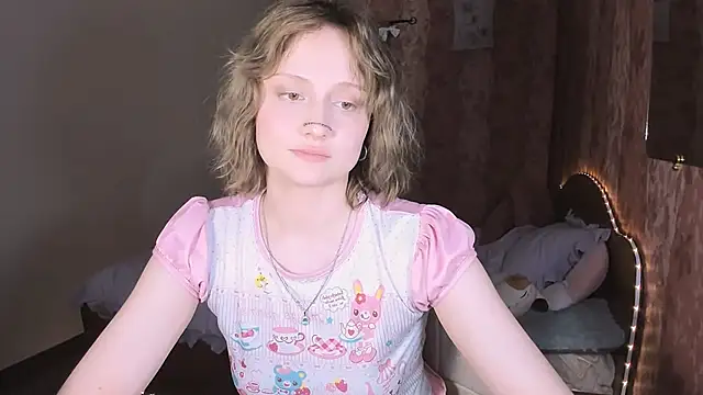 MariaMango online show from April 3, 2026, 7:12 pm