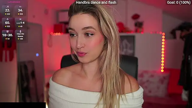 Alexis   Texas online show from November 2, 2025, 7:05 pm