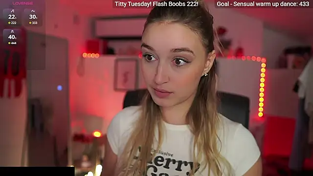 Alexis   Texas online show from November 25, 2025, 2:17 pm