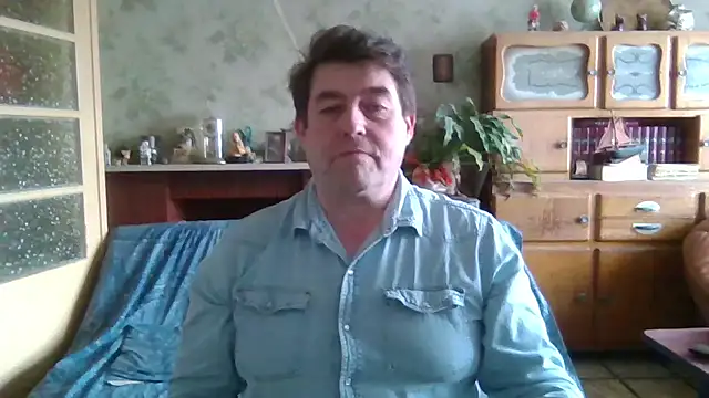 sympatrique online show from March 10, 2025, 11:32 am