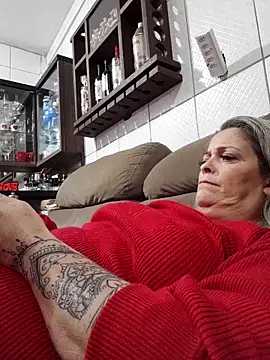 marcialoira online show from October 9, 2025, 11:03 pm