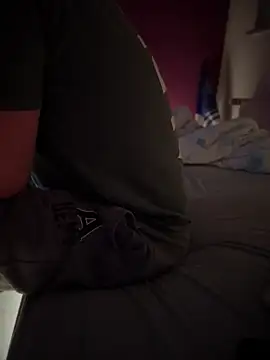 Bennyben8604 online show from December 20, 2024, 1:36 am