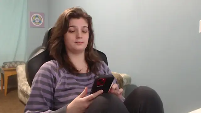 TreeJeanne online show from February 28, 2025, 3:59 pm