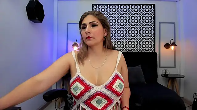 Snapshot of Melanie_silver_ chatting on November 5, 2025, 9:15 pm Melanie silver online show from November 5, 2025, 9:15 pm