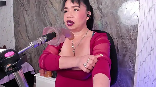 annie wigg online show from March 12, 2026, 3:01 am