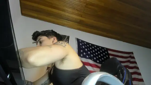 charlie hotxxx online show from November 20, 2025, 3:50 am