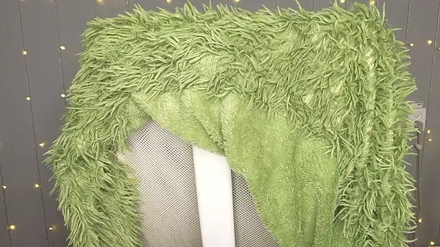 kortny yo online show from December 7, 2024, 2:35 pm