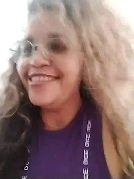 Snapshot of Alma_Sexyy chatting on February 20, 2025, 10:04 pm Alma Sexyy online show from February 20, 2025, 10:04 pm