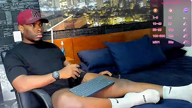Snapshot of thomas_santtos1 chatting on February 17, 2025, 12:59 pm thomas santtos1 online show from February 17, 2025, 12:59 pm